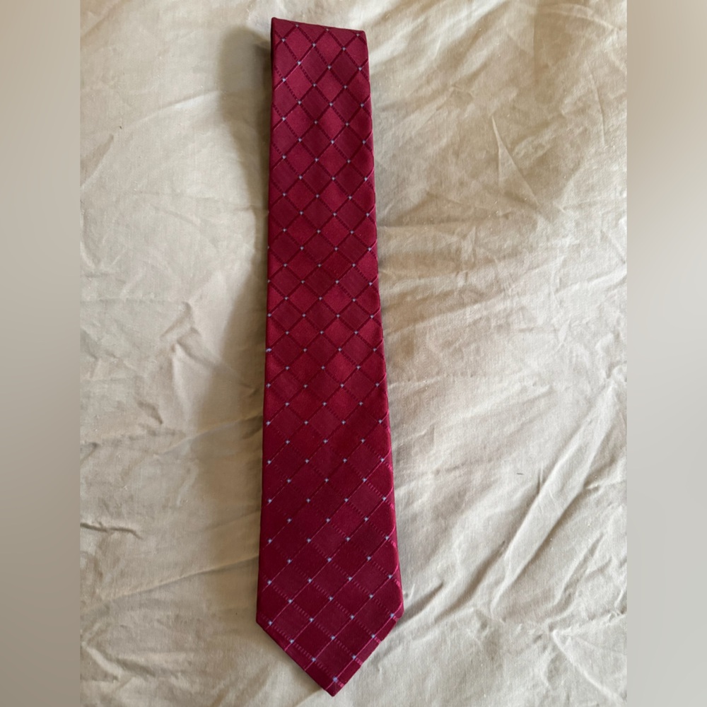 Tommy Hilfiger silk tie- red